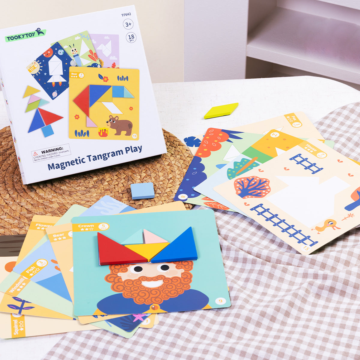 TOOKY TOY Magnetic Tangram Play---TF642