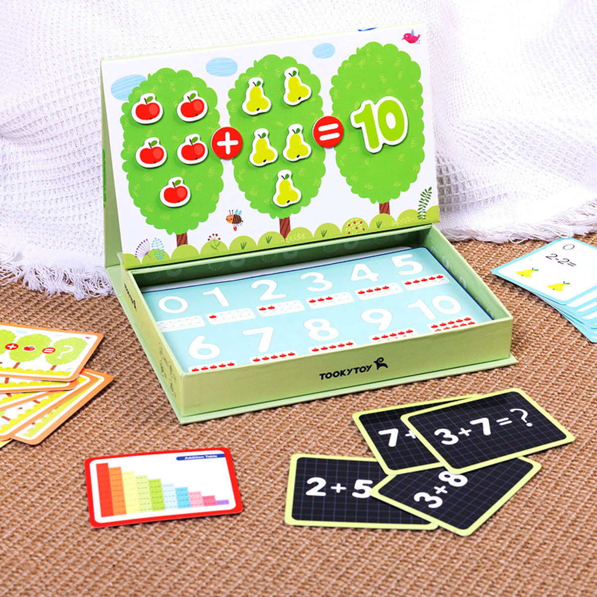 TOOKY TOY Magnetic Box-Math---TF879