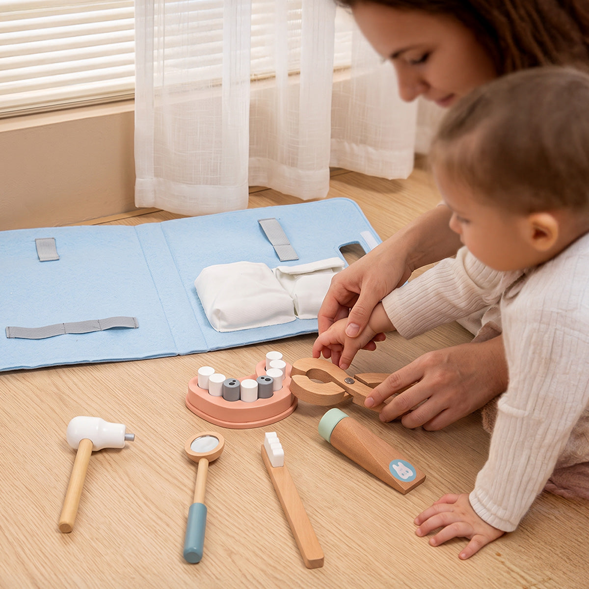 TOOKY TOY Dentist Set---TH647N