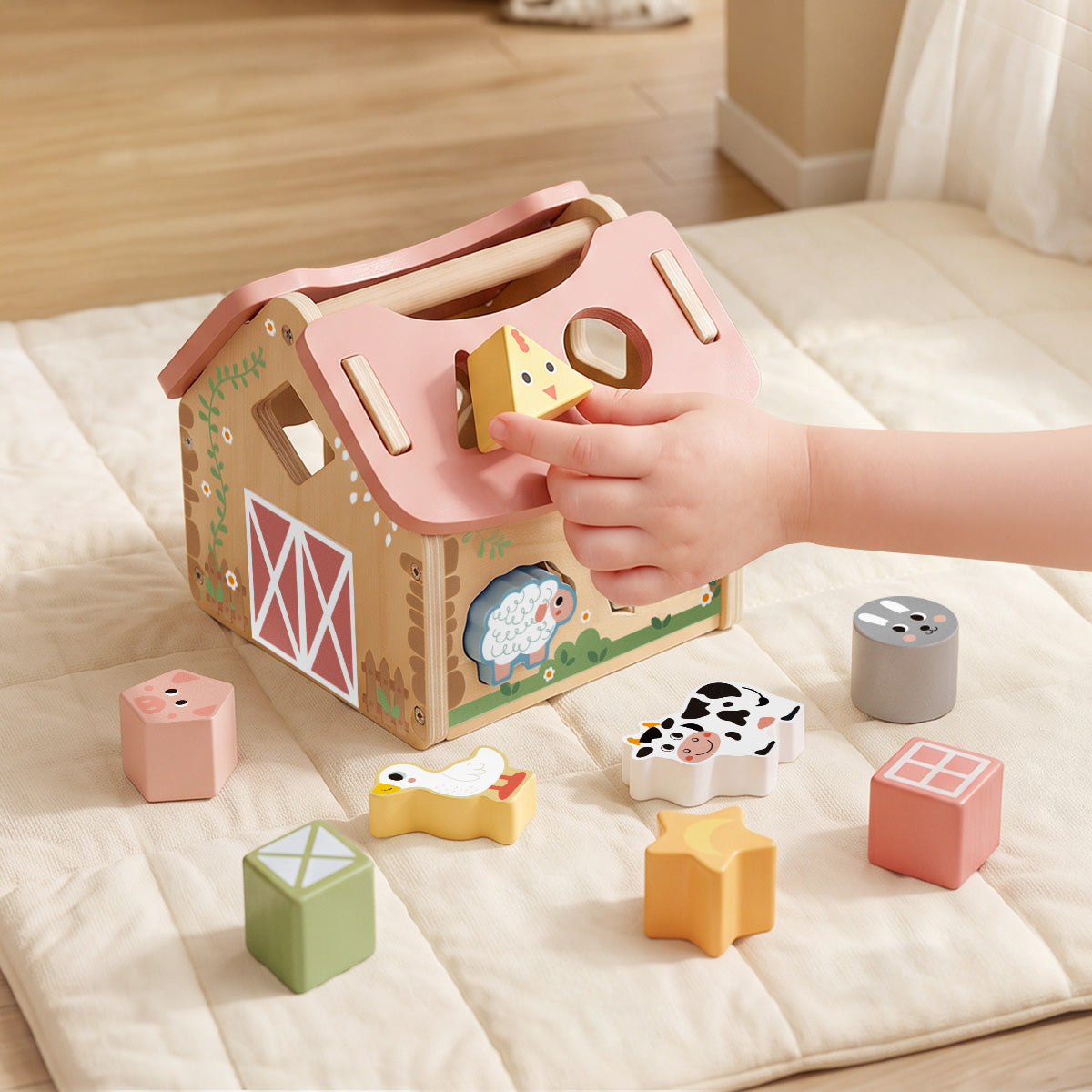 TOOKY TOY Shape Sorter Barn---TJ133N
