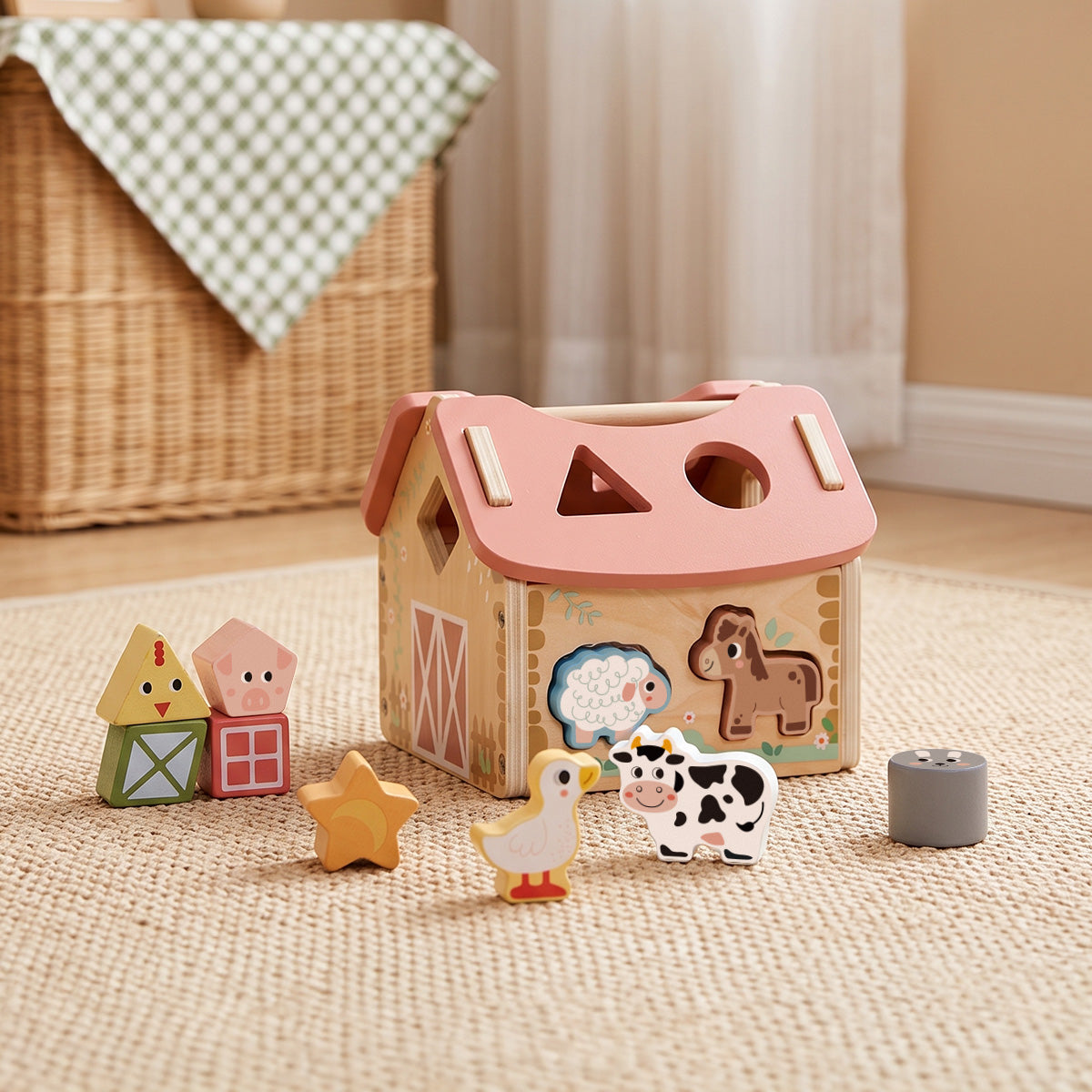 TOOKY TOY Shape Sorter Barn---TJ133N