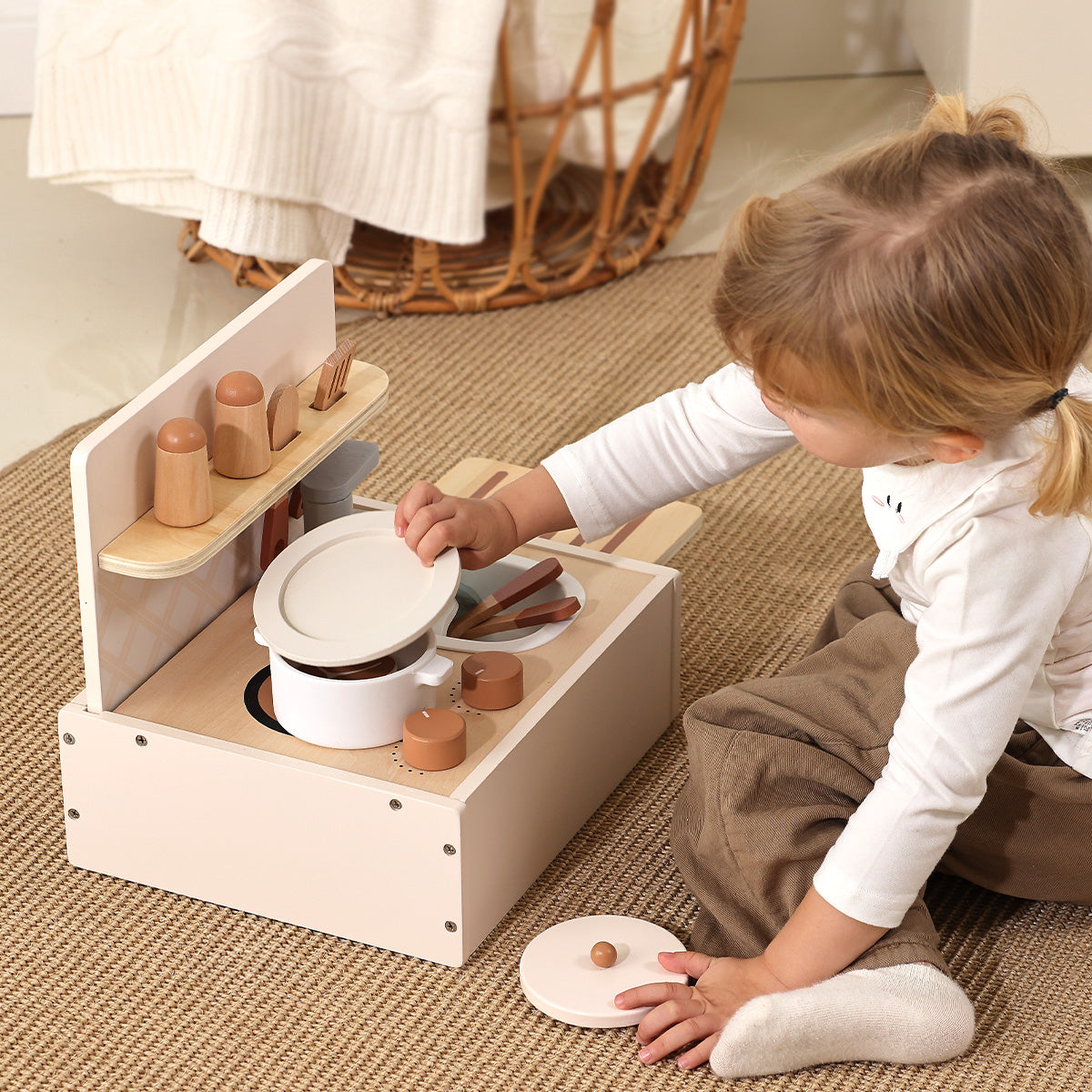 TOOKY TOY Kitchen Set---TJ754