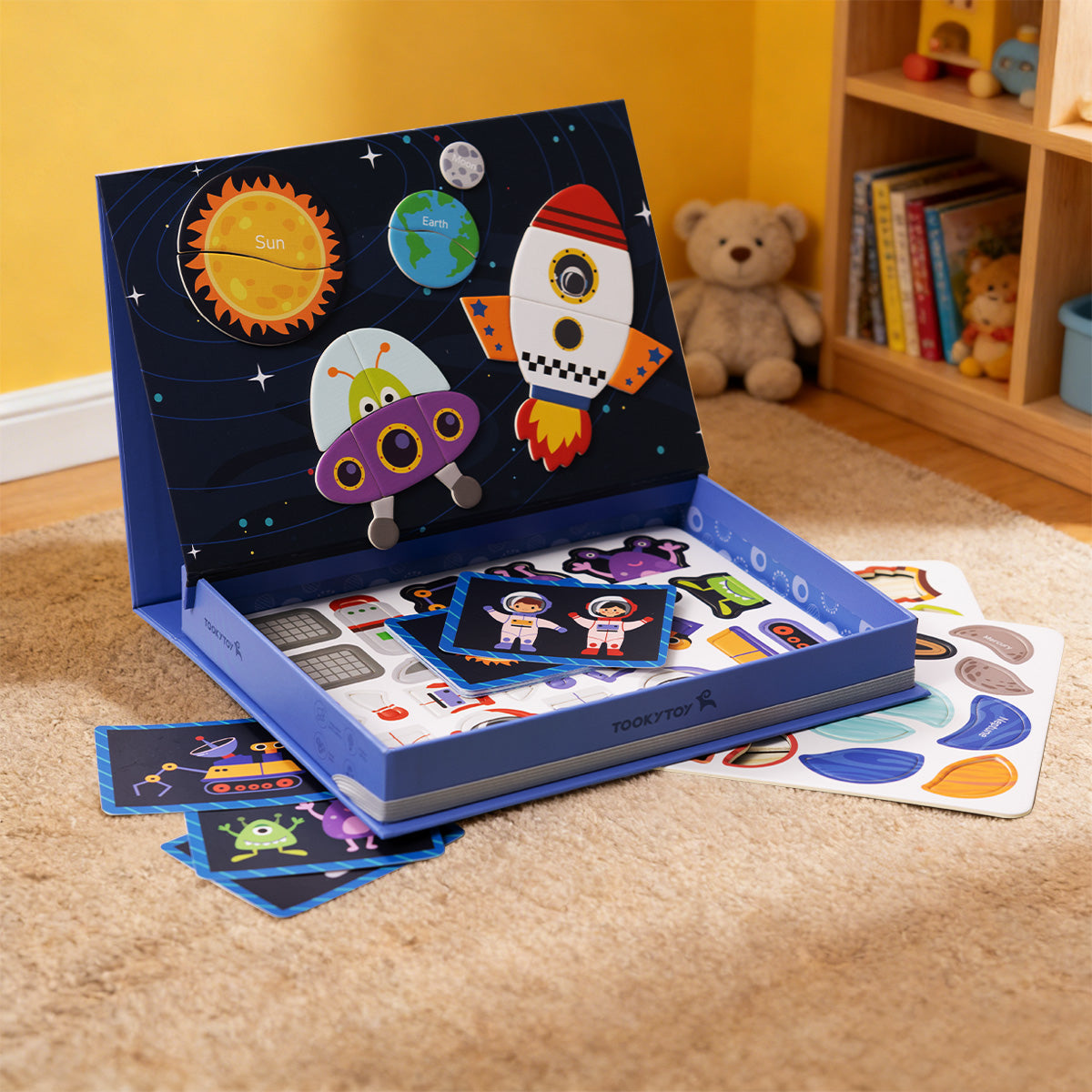 TOOKY TOY Magnetic Box - Space---TK674