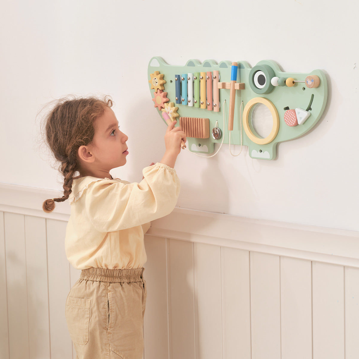 TOOKY TOY Crocodile Activity Wall---TP552