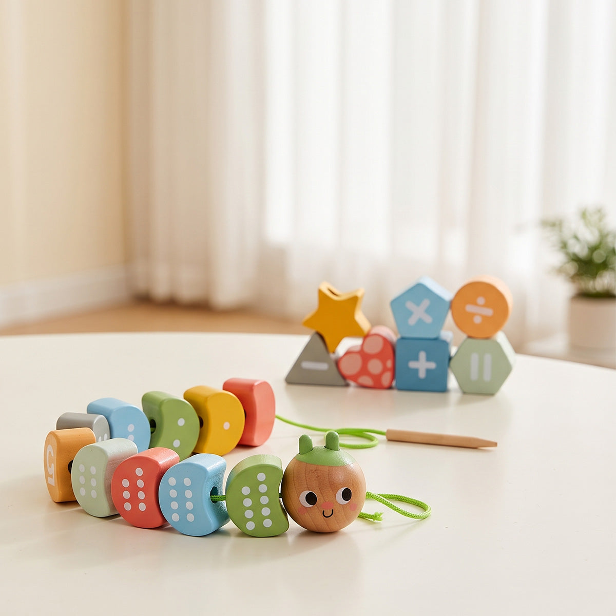 TOOKY TOY Lacing Caterpillar---TY875N