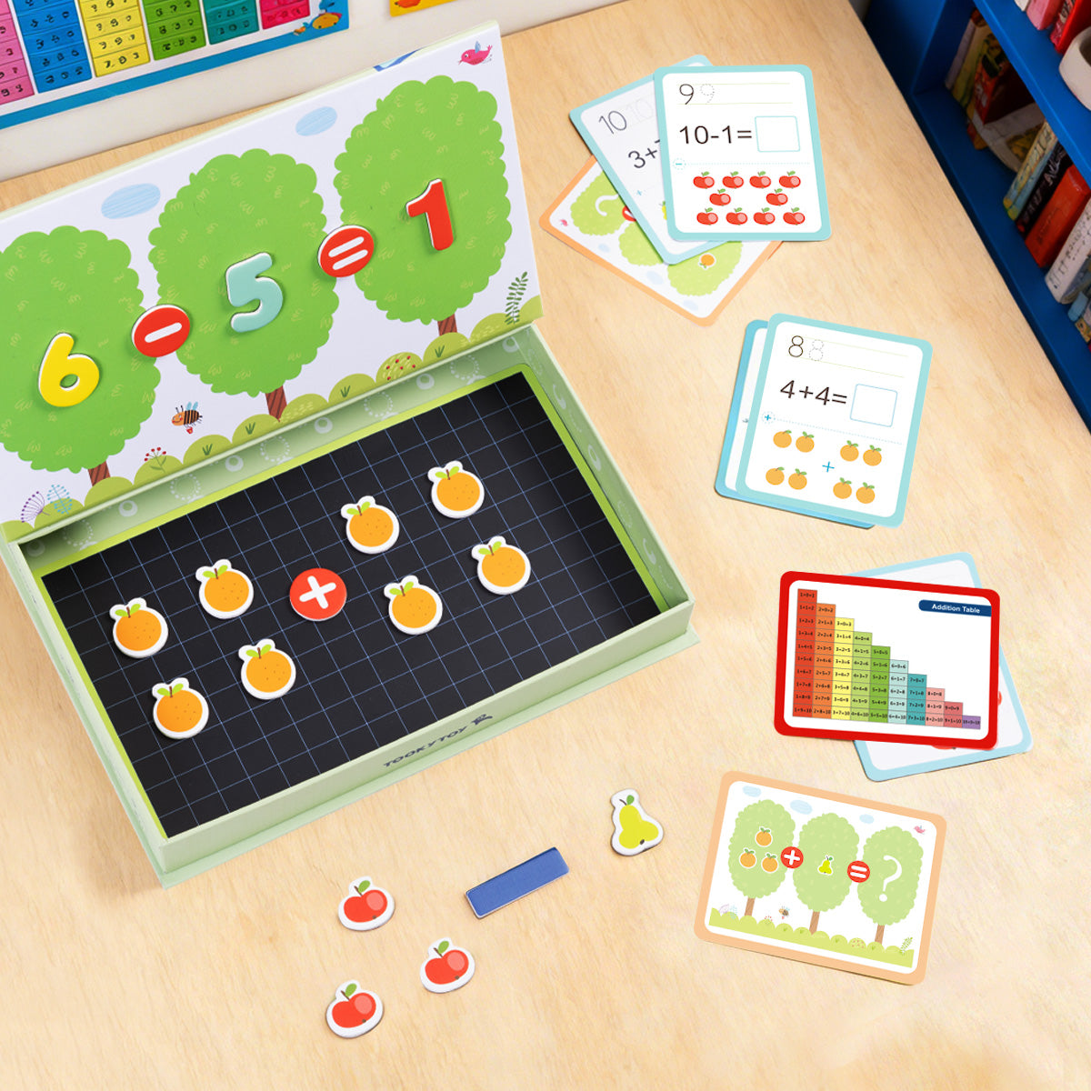 TOOKY TOY Magnetic Box-Math---TF879