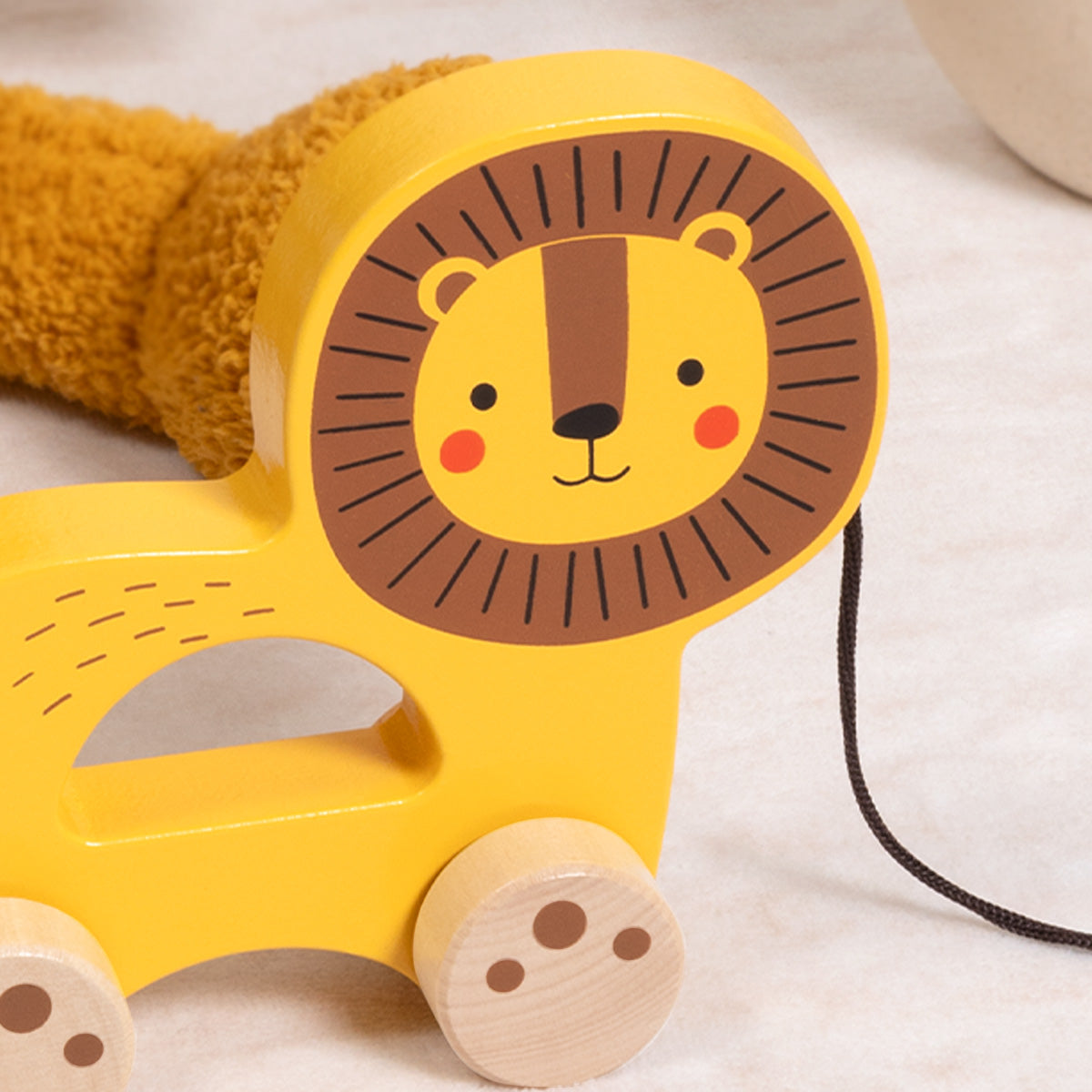 Pull Along - Lion---TJ008A