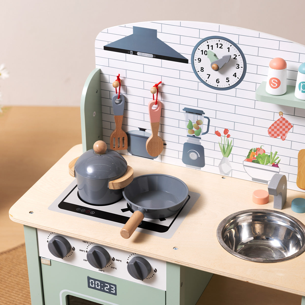 TOOKY TOY Kitchen Set---TJ250