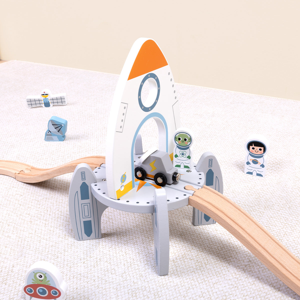 Space Station Train Set---TJ796