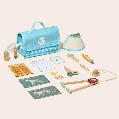 TOOKY TOY Little Pet Vet Play Set---TK319N