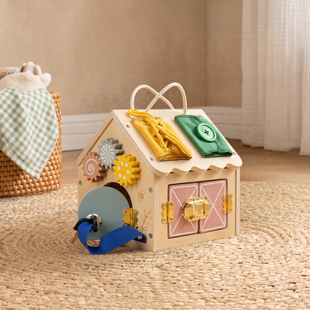 TOOKY TOY Busy House - Small---TP550