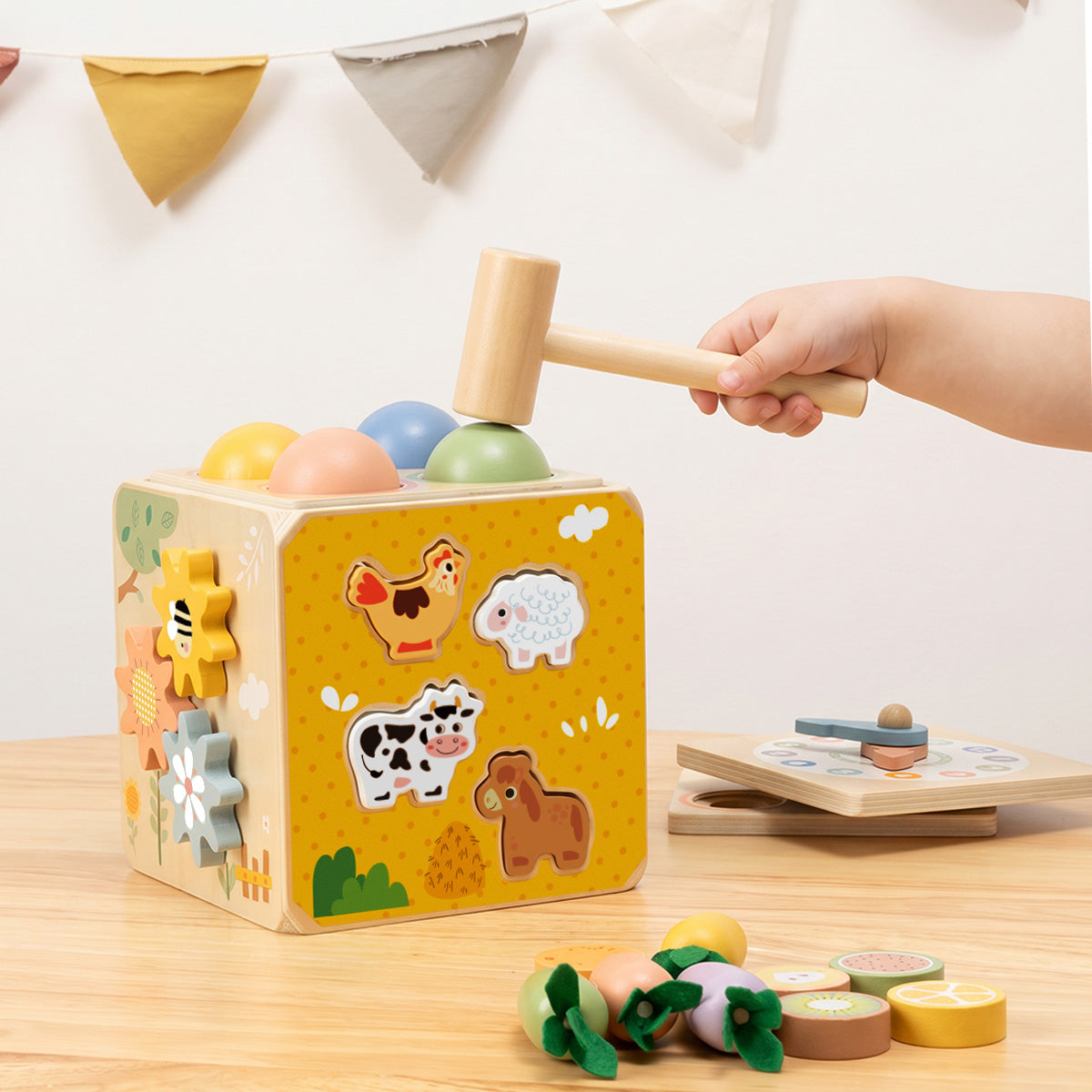 TOOKY TOY Activity Cube---TP551